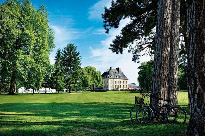 Chateau De Berticheres โชมงต์-อ็อง-เวกแซ็ง ภายนอก รูปภาพ
